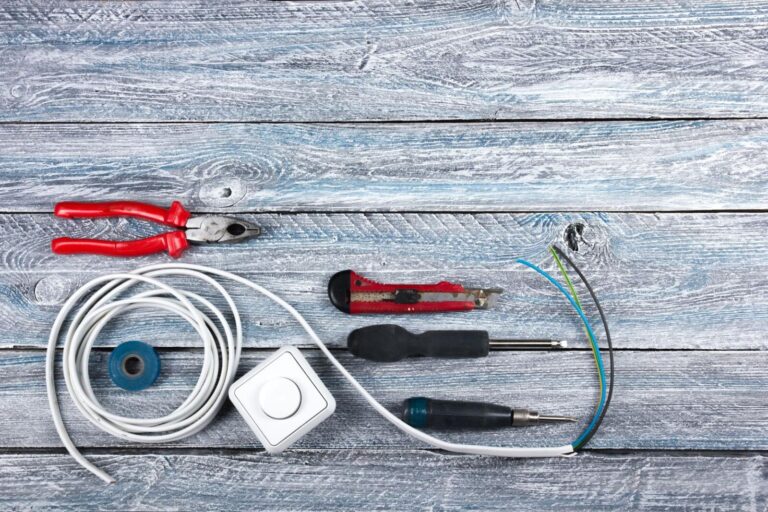 Meilleures astuces pour cacher les cordons dans votre maison